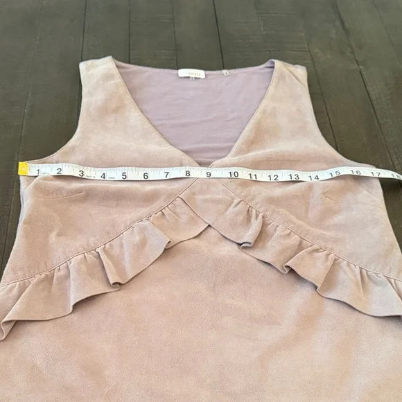 Ecru Mauve Ruffle V-Neck Leather Top - Picture 8 of 9